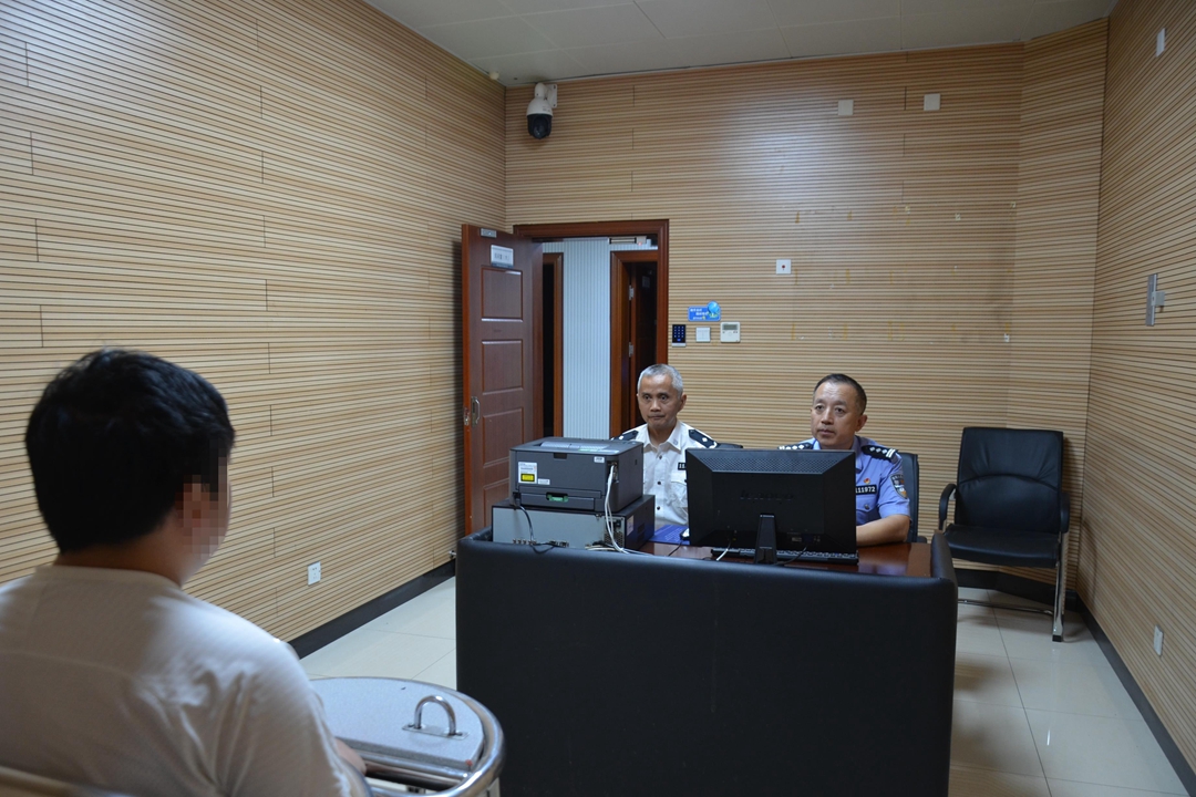 30万“装修款”不翼而飞？贼喊捉贼被开云 开云体育平台警方慧眼识破！(图2)
